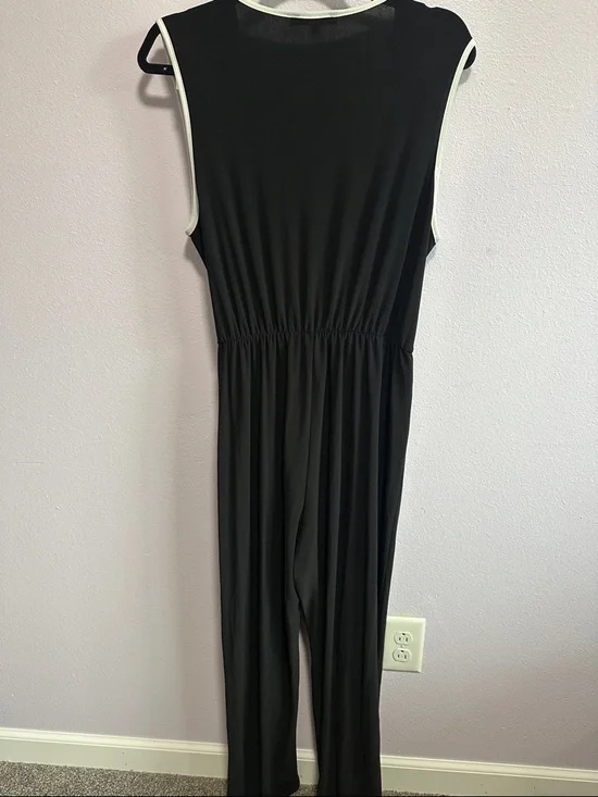 Tahari Black Jumpsuit with White Trim - Picture 8 of 9